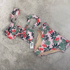 NWT beach joy bikini